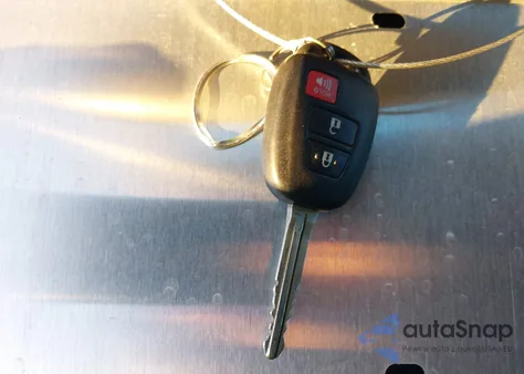 2014 Toyota Highlander Le из США, поврежденный, VIN 5TDZARFH6ES008050